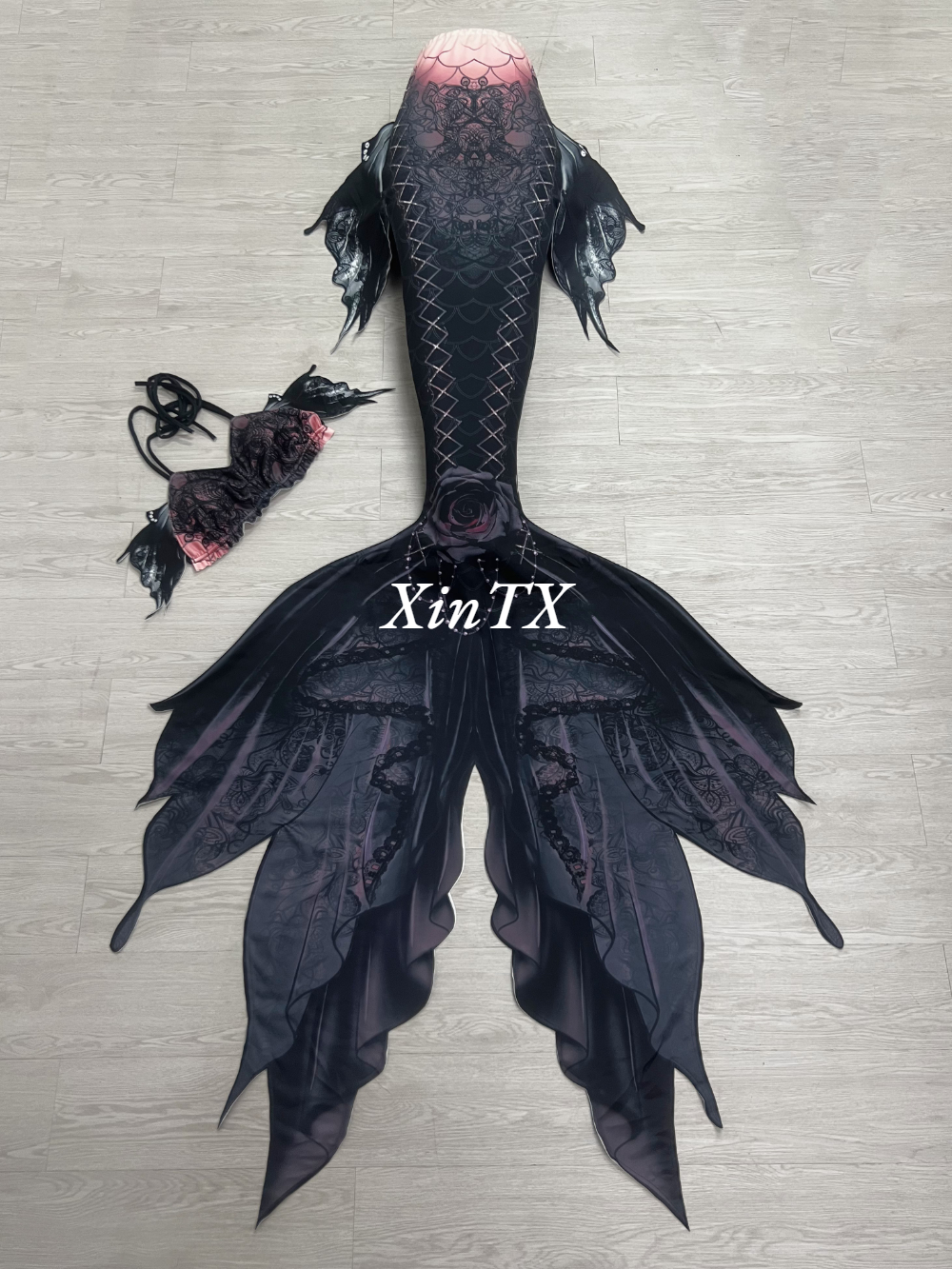 Mermaid Tail Dark Gothic Style - Aquarium & Marine Science Center incelemesi ve fiyatı